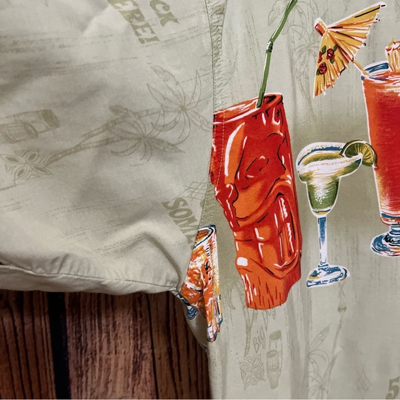 Big Dogs “It’s Five O’ Clock Somewhere” 2X Rayon Hawaiian Button Up Shirt - EUC - Picture 6 of 8